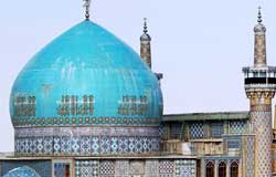 مسجد گوهرشاد: شاهکار معماری تیموری در قلب حرم رضوی